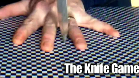 The Knife Game Song sau „Cântecul jocului cu cuțitul” (Video viral)