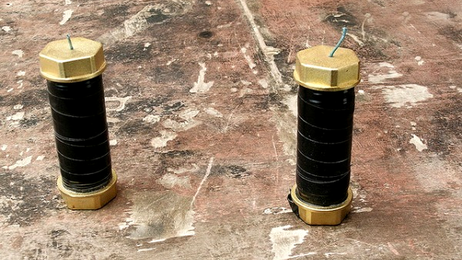 Un filipinez a verificat o bombă cu bricheta