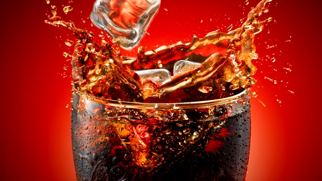 Este mare fan Coca Cola, deși are contract semnat cu Pepsi