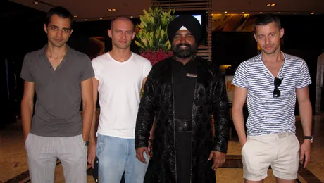 Akcent a isterizat publicul din India