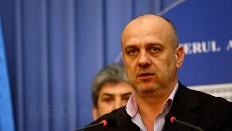 Dumitru Costin: Se strang semnaturi pentru greva generala