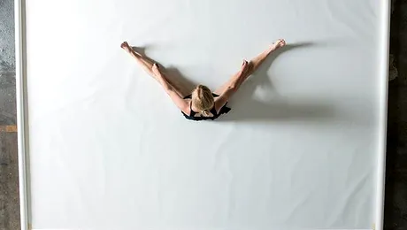 O artistă transformă dansul în desene (Poze)