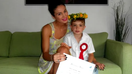 Geanina Ilieş, mândră de fiul ei! Patrick a luat coroniţă şi diplomă de merit!