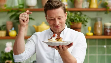 Jamie Oliver, tătic pentru a cincea oară!