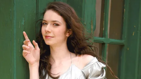 Alina Grigore – Profa’ de pian pentru “îngeraşi”