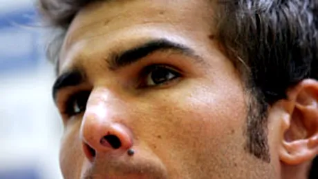 Mutu, scos din sarite de Cesare Prandelli in meciul cu Genoa