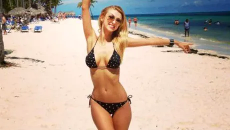 Incendiar! Poza cu fundul Andreei Bălan care a stupefiat peste 13.000 de fani