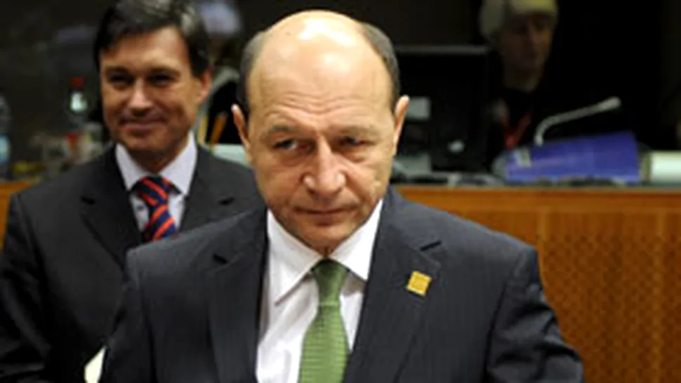 Basescu l-a rugat pe Nastase sa revina asupra demisiei