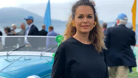 Raluca Lăzăruţ, despre plecarea din ţară: „Aveam coc şi rochie cu trenă, eram o prinţesă înconjurată de MASCAŢI”