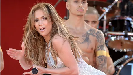 Jennifer Lopez îşi lansează primul volum de memorii