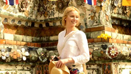 Laura Cosoi, cu iubitul în vacanţă (POZE)