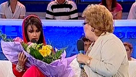 Oana Zavoranu si Marioara sunt, din nou, in razboi! (Video)