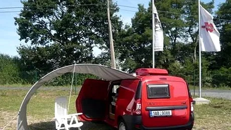 Logan Camping VAN, masina ideala pentru vacanta (Poze)