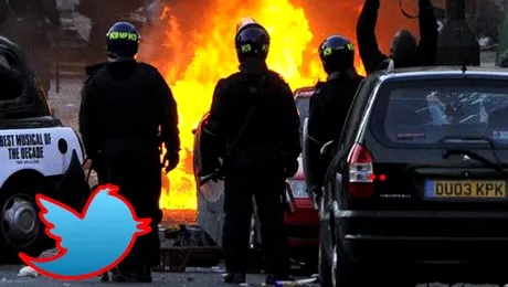 Marea Britanie: Twitter refuza sa blocheze conturile protestatarilor