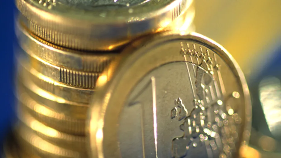 Cursul de schimb pentru moneda euro va ajunge la 4,6 lei