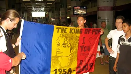 „Moonwalk” la metrou, in memoria lui Michael Jackson (Video)