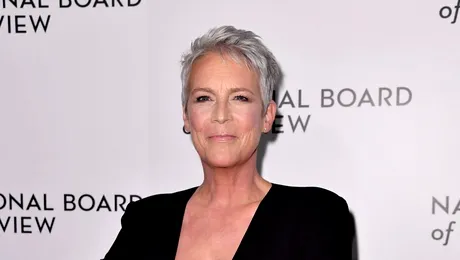 Jamie Lee Curtis va fi premiată cu Leul de Aur pentru întreaga activitate, la Festivalul de Film de la Veneţia