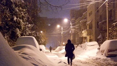 Poze din Capitală, după o zi și o noapte de ninsoare