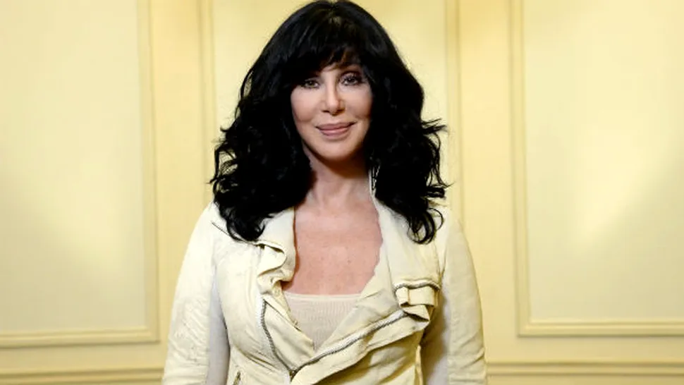 Din cauza bolii, Cher şi-a făcut praf averea de 305 milioane $
