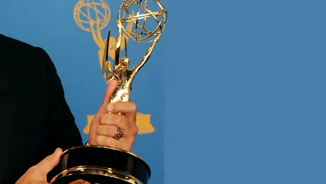 Premiile Emmy 2010: „Mad Men”, „Glee” si „Modern Family” sunt marile castigatoare