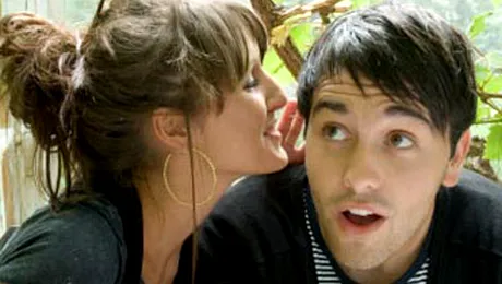 Flirtul este daunator relatiei?