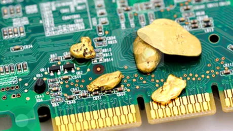 Cautatorii de aur s-au orientat catre circuitele electronice (Video)
