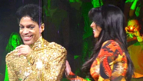 Prince catre Kim Kardashian: „Iesi afara de pe scena!” (Video)