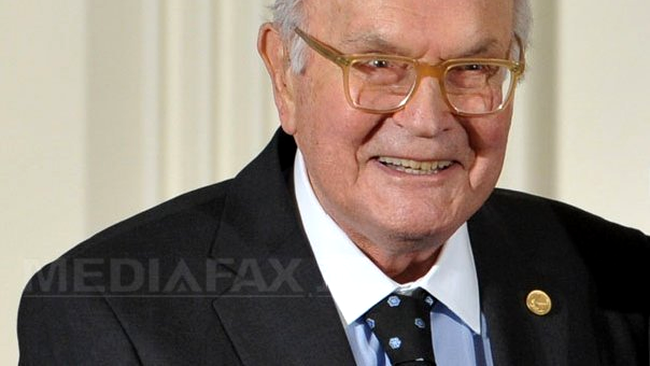 Americanul Harry Coover, inventatorul adezivului Super Glue, a murit 