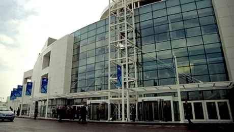 Bataie si scandal in Mall Plaza Romania din Bucuresti