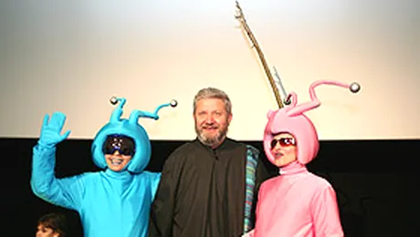 Clipe magice de Mos Nicolae, alaturi de Domnul Magorium