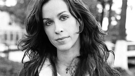 Alanis Morissette este insarcinata cu rapper-ul Souleye