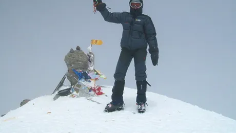 Crina Coco Popescu, prima alpinista din lume care termina cicuitul Seven Vulcanoes