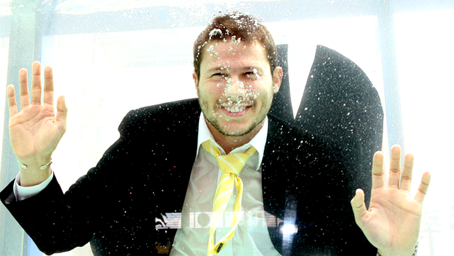 Prezentare de moda subacvatica