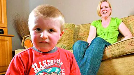 Un copil din Marea Britanie, bolnav de o boala fara nume