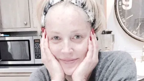 Sex simbolul anilor ’90, de nerecunoscut fără machiaj!