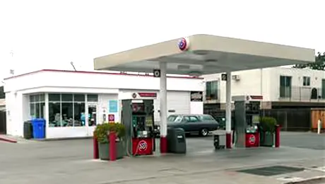 Benzinariile din Franta sunt blocate, din cauza grevei