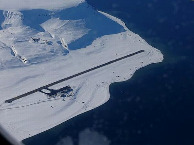Aeroportul Svalbard - Insulele Svalbard, Norvegia