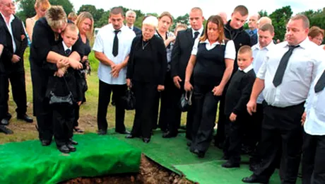 In cosciug n-a intrat, picioarele i-au taiat!