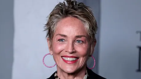 Sharon Stone se alătură distribuției filmului DC „Blue Beetle” în rolul Victoriei Kord