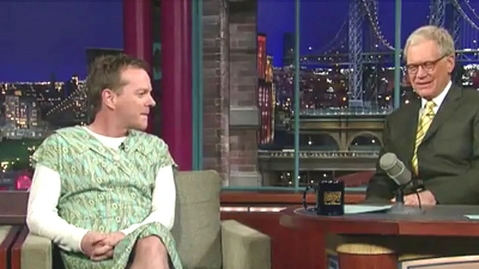 Actorul Kiefer Sutherland a venit imbracat in rochie la o emisiune TV