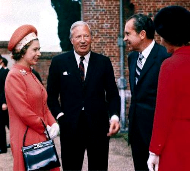 Regina Elisabeta cu Richard Nixon (presedinte SUA: 20 ianuarie 1969-9 august 1974)