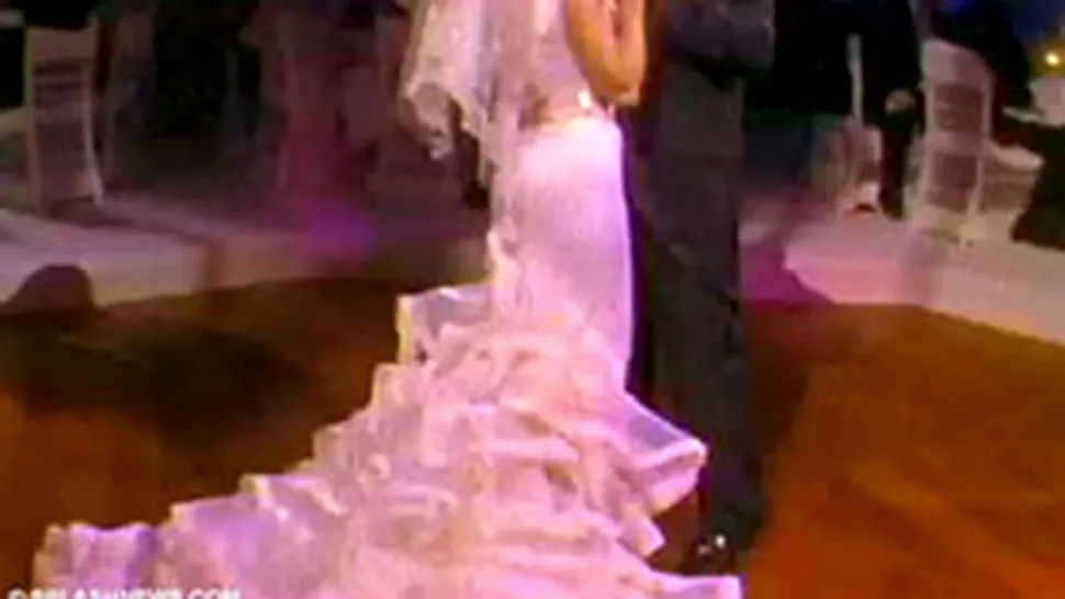 Aguilera a facut publice imagini nedifuzate de la nunta