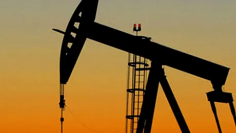 Pretul petrolului a scazut cu 2 dolari