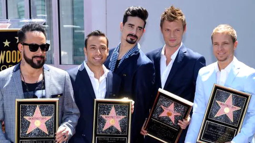 Membrii trupei Backstreet Boys au primit stele pe Walk of Fame (Video)