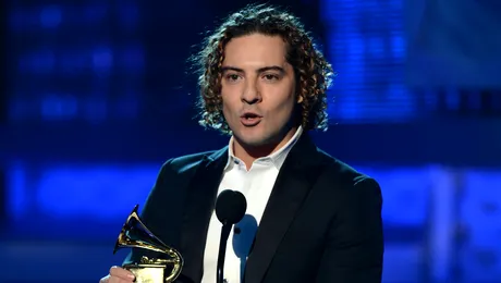 Până pe 8 martie se pot cumpăra bilete cu reducere la concertul David Bisbal!