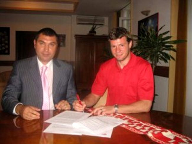Marius Niculae a semnat cu Dinamo