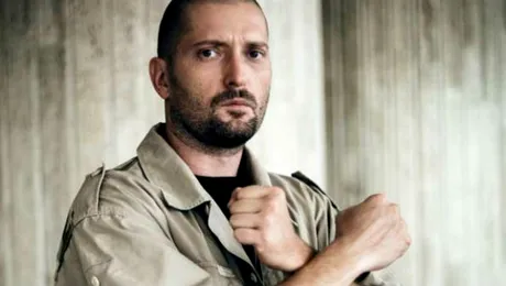 Cheloo de la Paraziţii, săltat de mascaţi pentru trafic de droguri