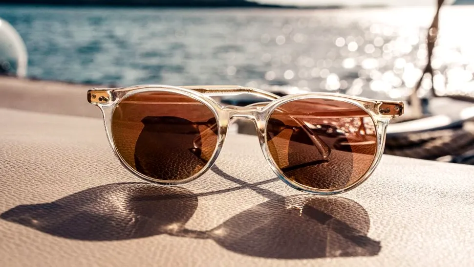 Ce ochelari de soare sunt la modă anul acesta și pe care să-i alegi?