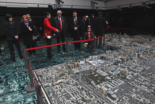Primarul Oprescu a vizitat si Centrul de planificare Urbana din Beijing (Beijing Planning Exhibition Museum)