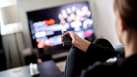 Raport: Piața de publicitate din social media o va depăși pe cea de pe TV în 2022